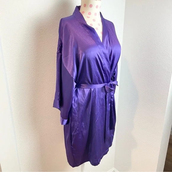 Victoria’s Secret Kimono Robe Purple Satin Women’s Small / Medium - Picture 3 of 8